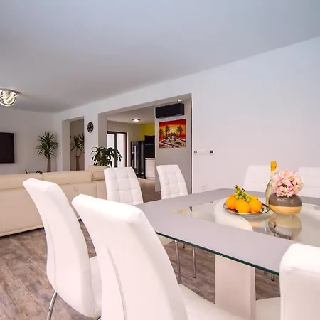 Caribic With 72sqm Private Pool, Whirlpool, Sauna, Outdoor Lounge Area Villa