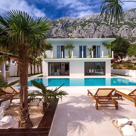 Caribic With 72sqm Private Pool, Whirlpool, Sauna, Outdoor Lounge Area * Gata