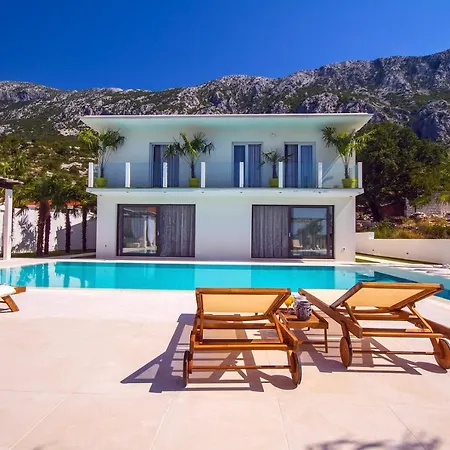 Caribic With 72sqm Private Pool, Whirlpool, Sauna, Outdoor Lounge Area * Gata