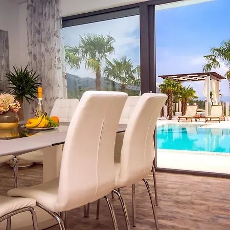 Caribic With 72sqm Private Pool, Whirlpool, Sauna, Outdoor Lounge Area Villa